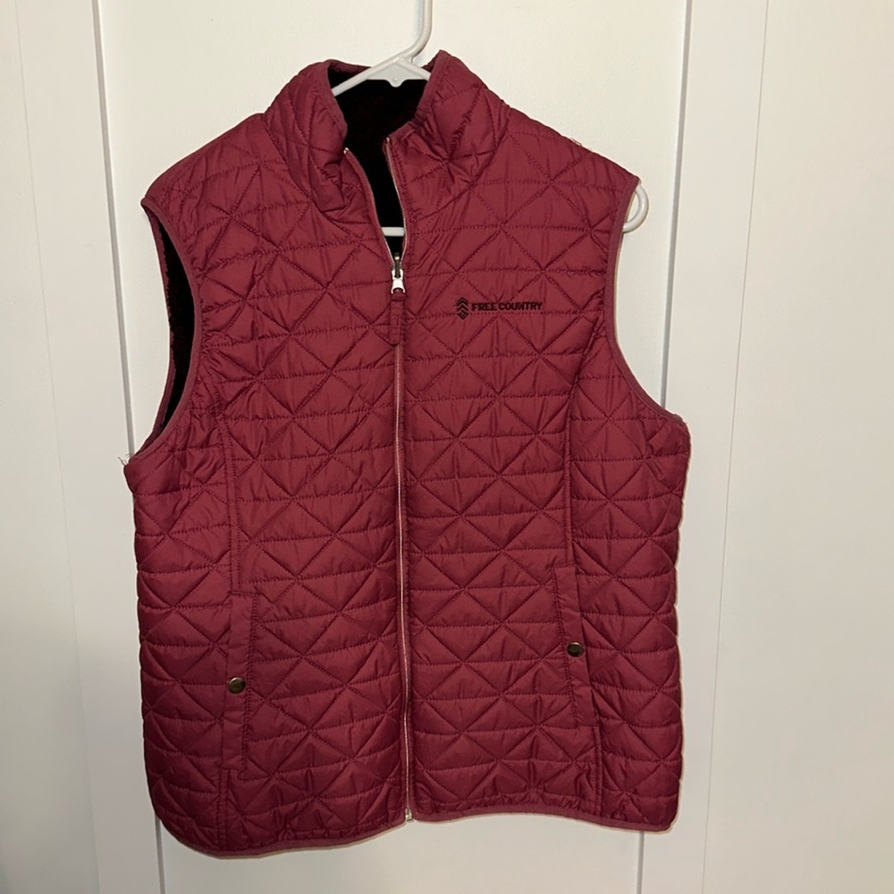 Women’s fleeced vest